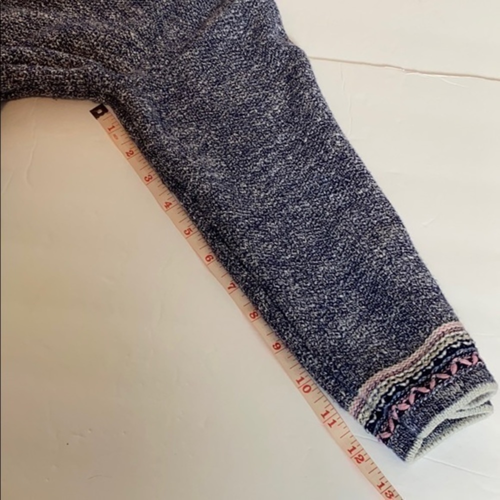 Peruna Sweater Size 4 - Picture 11 of 11